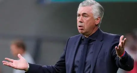 Carlo Ancelotti succede a Sarri Sarà il nuovo mister del Napoli