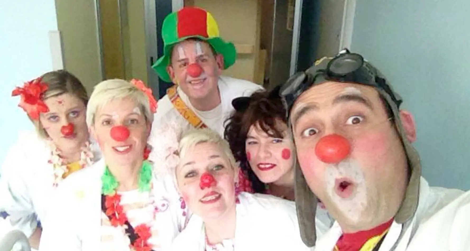 Sorrisi in corsia: è la clownterapia In Trentino cento persone tra ospedali e case di riposo