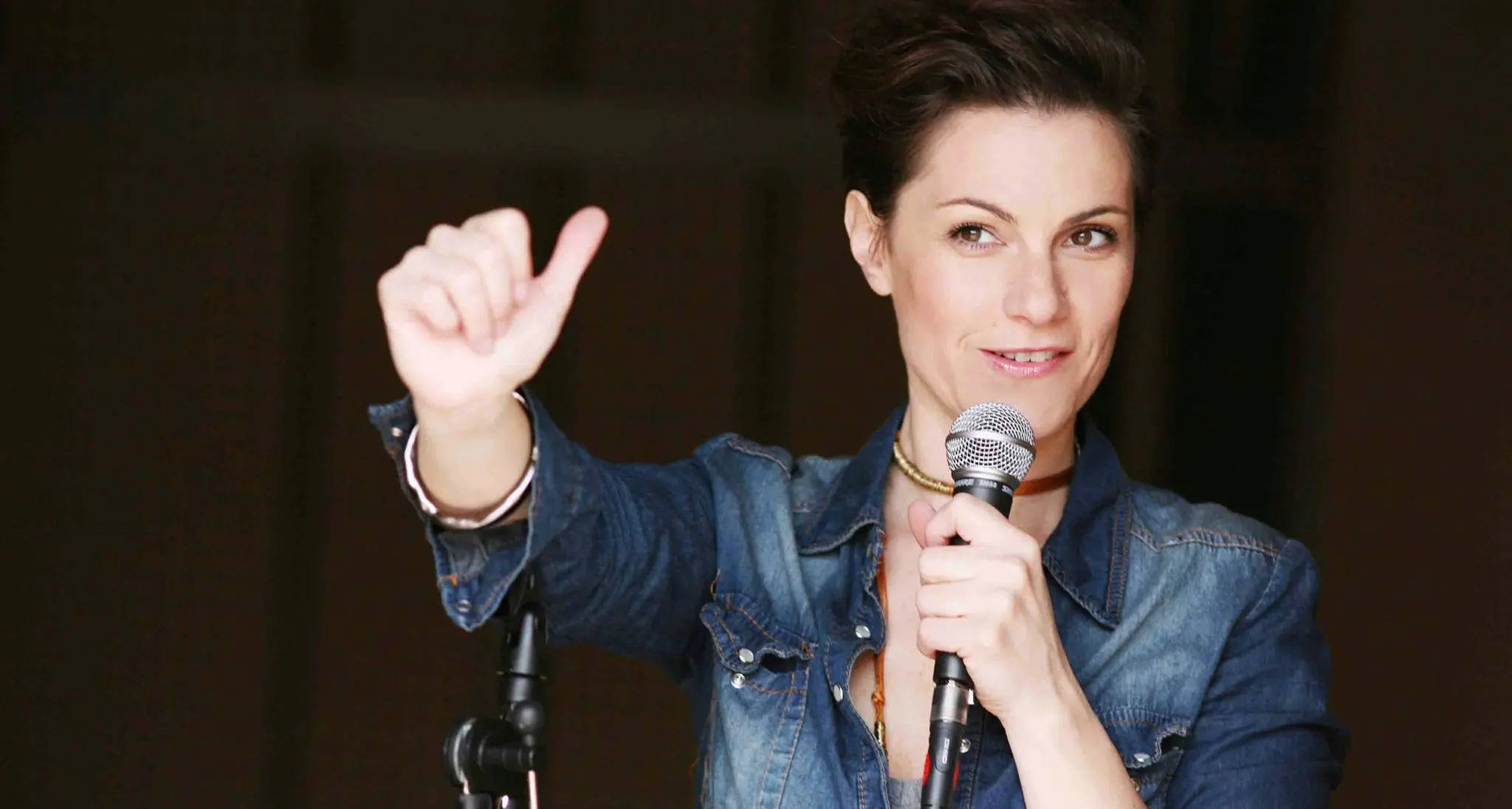 La stand up comedy si chiama Velia Lalli