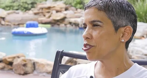 Diceva di aver vinto il cancro con la dieta vegana, ma è morta