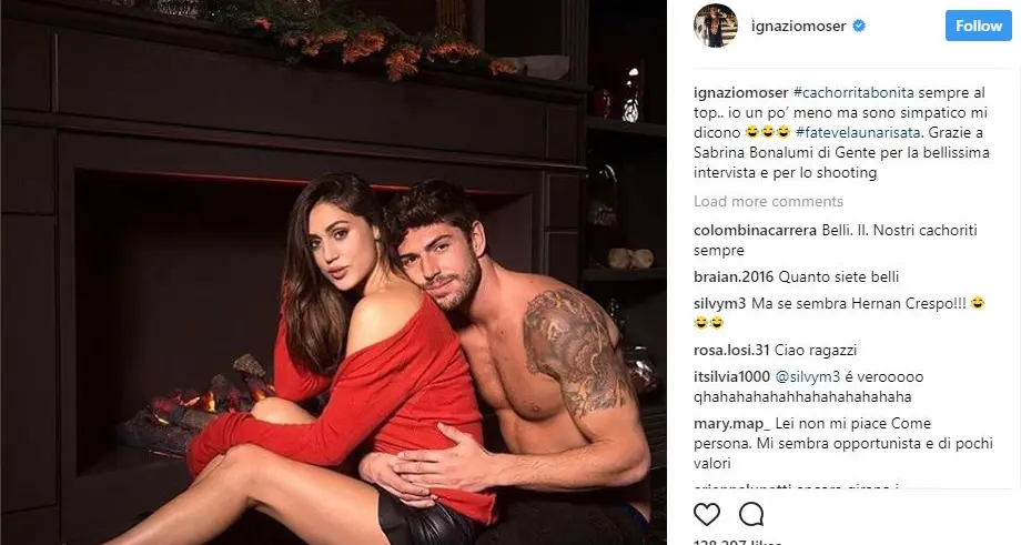 Cecilia in cucina in topless, Ignazio le fa il video