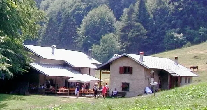 Torna in gara la concessione per il Rifugio Malga Kraun