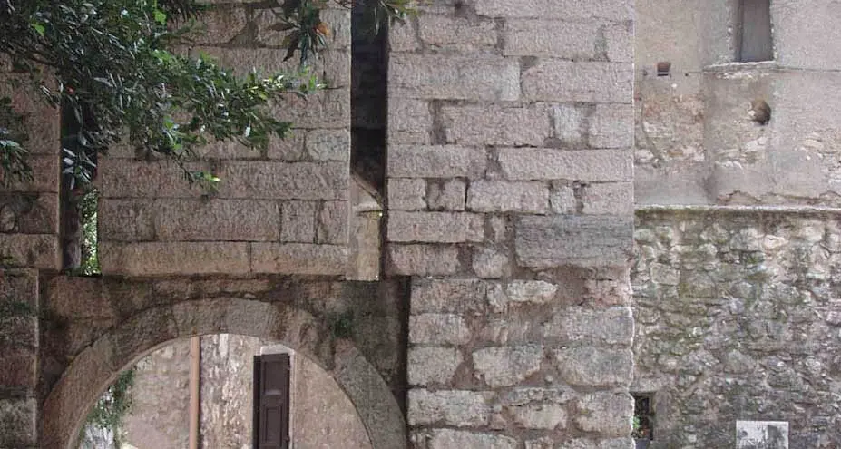 Arco, restauro conservativo per l'antica Porta Scaria