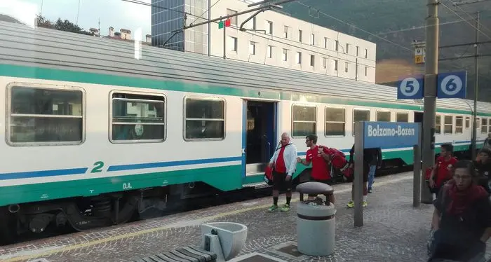 Migranti: muore travolto da treno a Bolzano