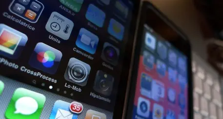 I «segreti» del Centro Tutela Consumatori per far durare di più il telefonino