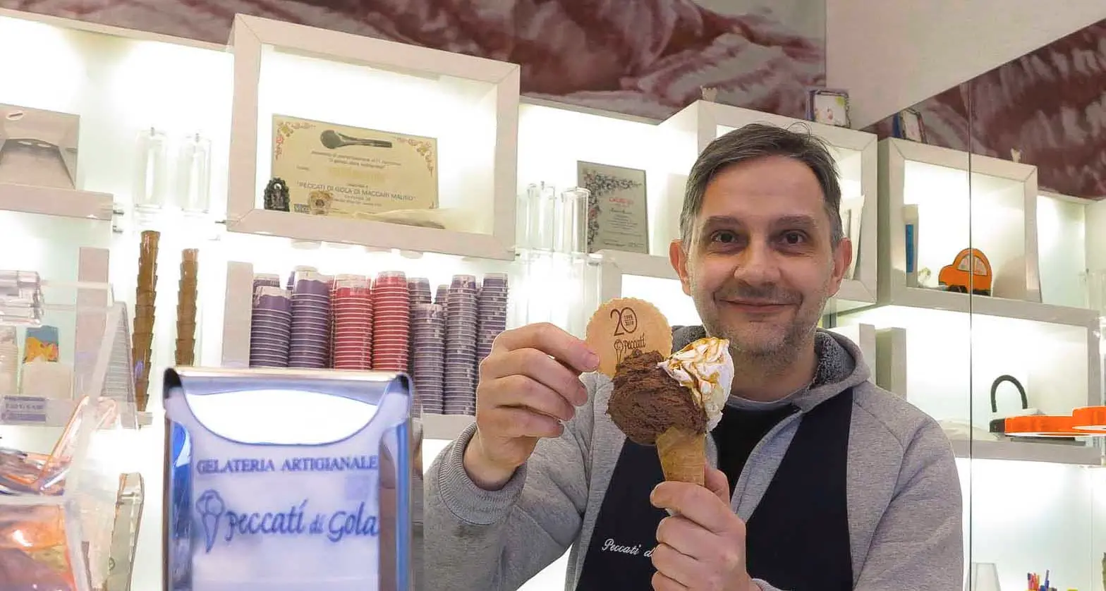 Vent'anni di gelato in centro Il compleanno di Peccati di gola
