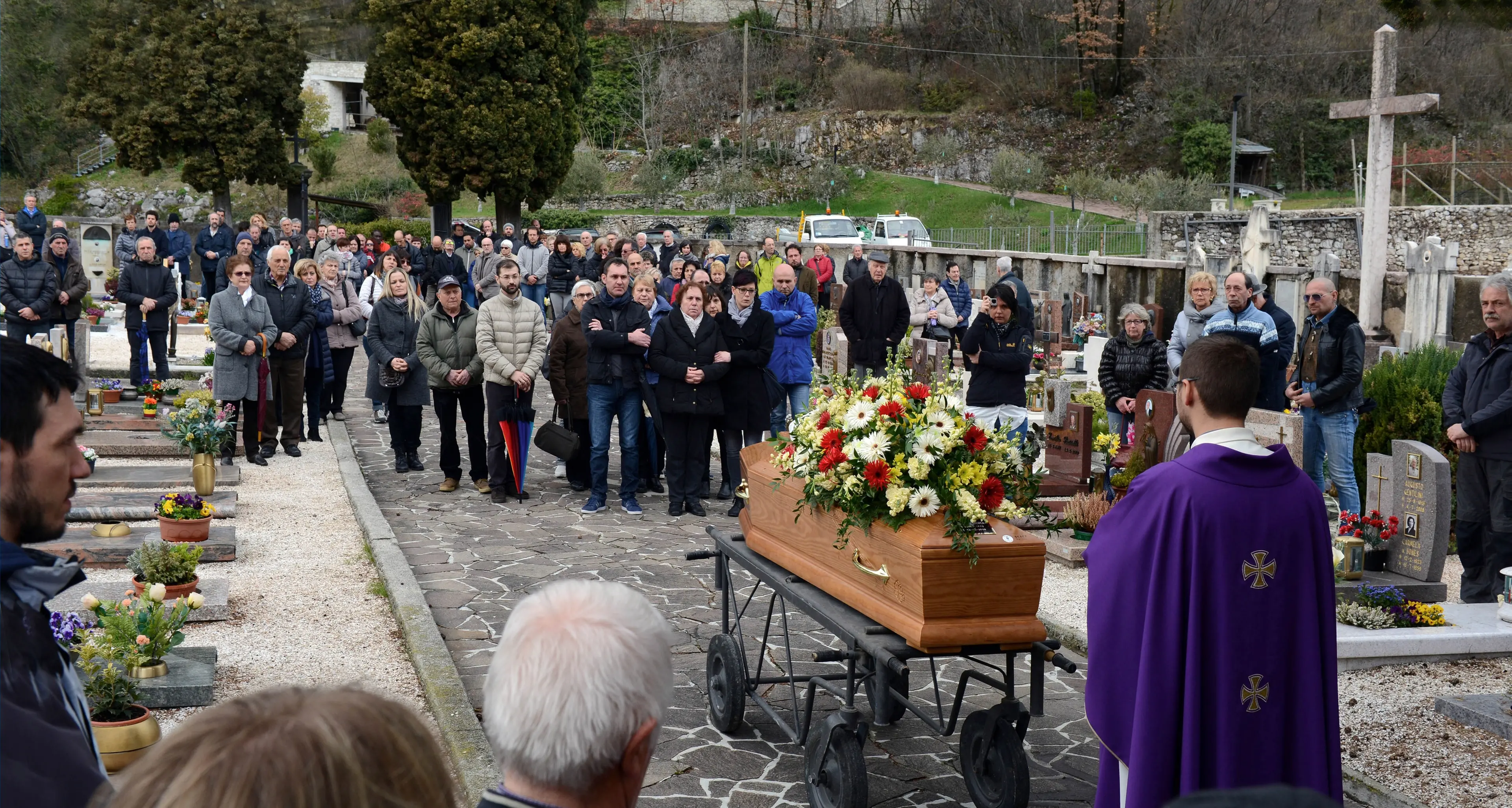 I funerali di Andrea Cozzatti «Per lui un destino ingiusto»