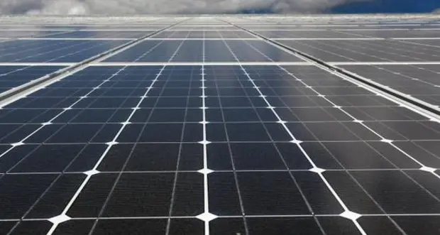 Boom investimenti nel solare, nel mondo supera le fossili