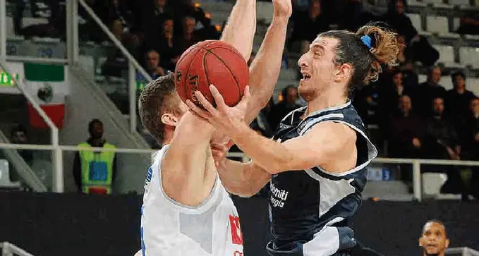 Aquila, battere Brindisi per qualificarsi alla Coppa