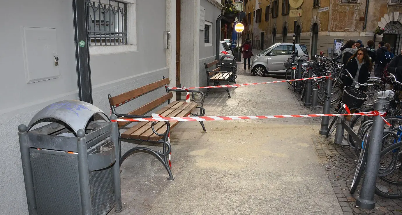 Lite tra stranieri in centro: un ferito