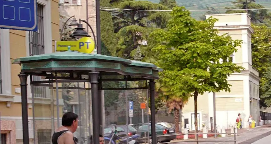 Le nuove pensiline degli autobus accessibili per i disabili