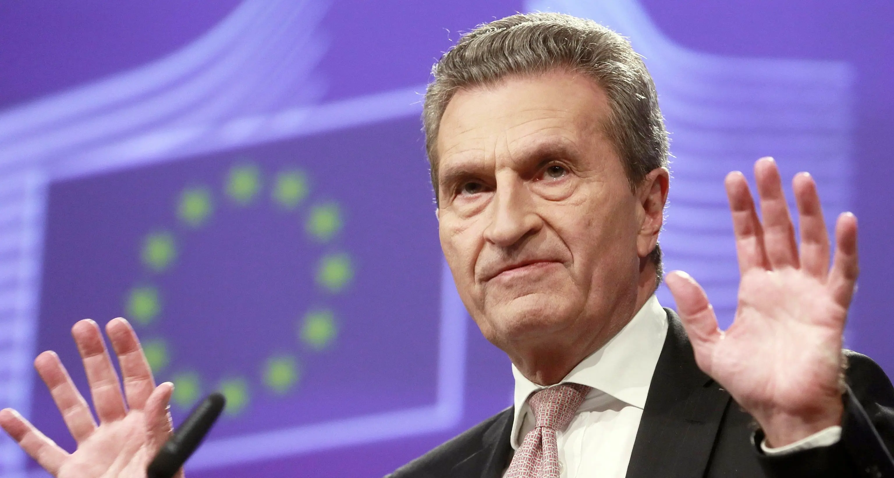 Oettinger: «Mi scuso con Italia, non volevo mancare di rispetto»