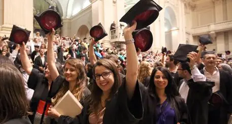 Lavoro entro 3 anni per 58% dei laureati