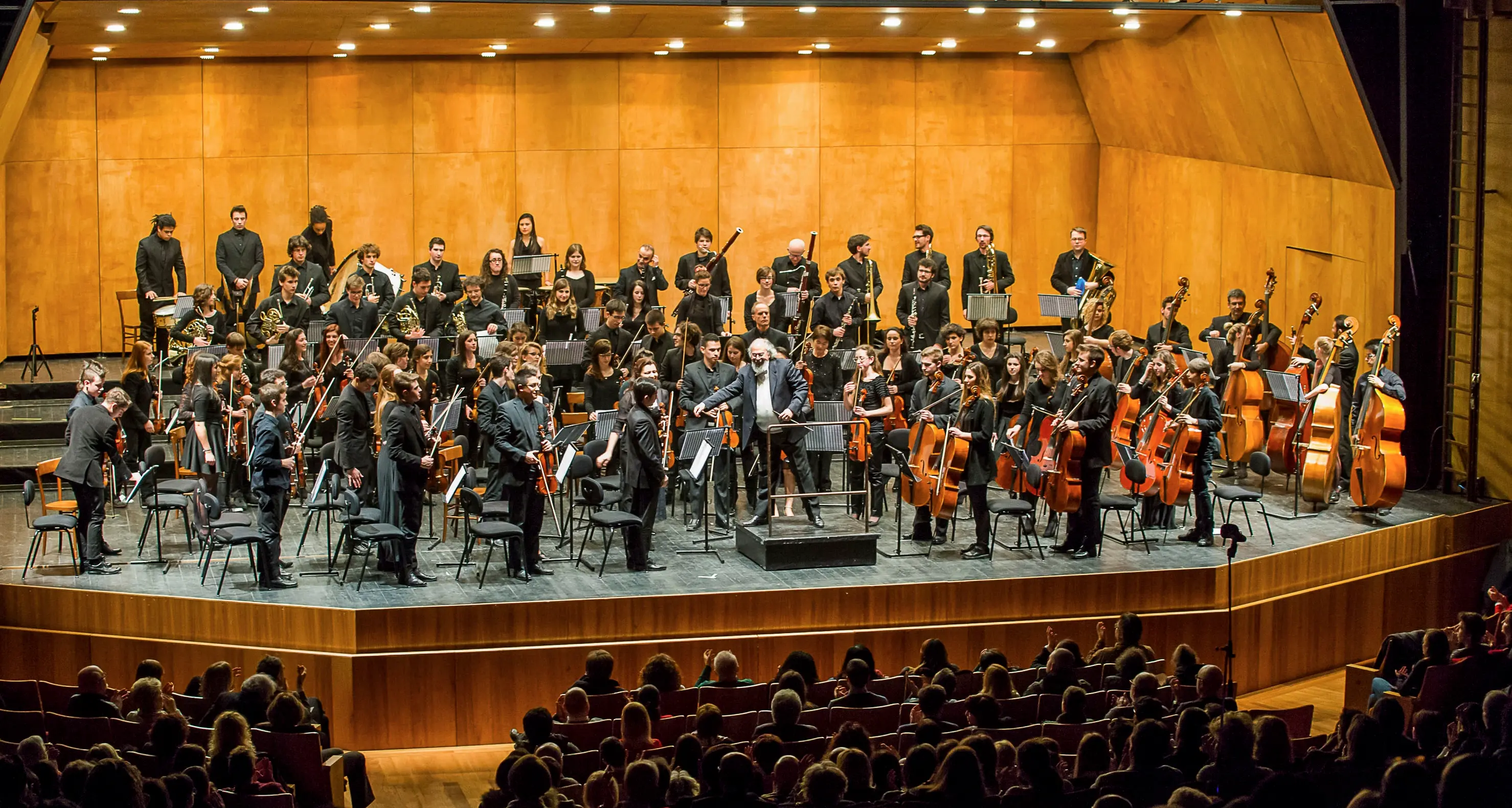 Orchestra Bonporti e Coro della Sat insieme in concerto