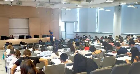 Studentessa suicida Non in regola con gli esami