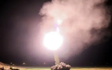 epa06036354 A handout photo made available by Iran's state TV (IRIB) official website shows, Iranian revolutionary guards Corps (IRGC) launching a missile at the Islamic state (IS) bases in Syria, from an undisclosed location in western Iran, 18 June 2017. Media reported that the Iranian Revolutionary Guards Corps (IRGC) fired rockets at an Islamic State (IS) base in Deir Ez-Zor as revenge for the IS terrorist attacks on 07 June in Tehran. EPA/HO HANDOUT HANDOUT EDITORIAL USE ONLY/NO SALES