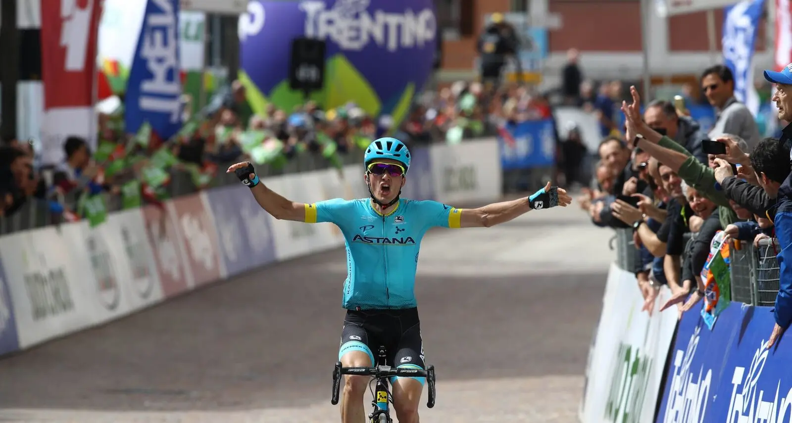 La prima tappa del Tour of the Alps va allo spagnolo Pello Bilbao