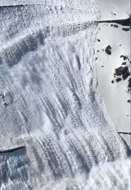 Mega valanga programmata: sullo Stelvio «pulizie di primavera»