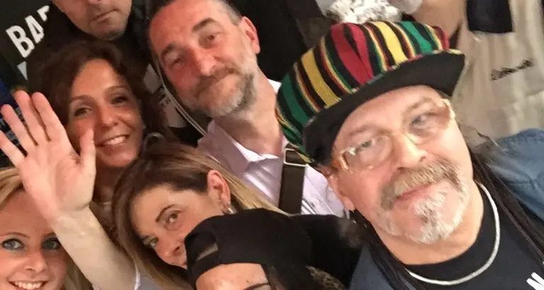 L’onda reggae di Skardy fa ballare Trento