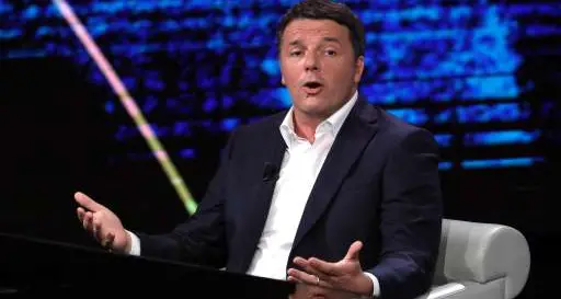 Renzi stronca il M5s «Non gli voto la fiducia»