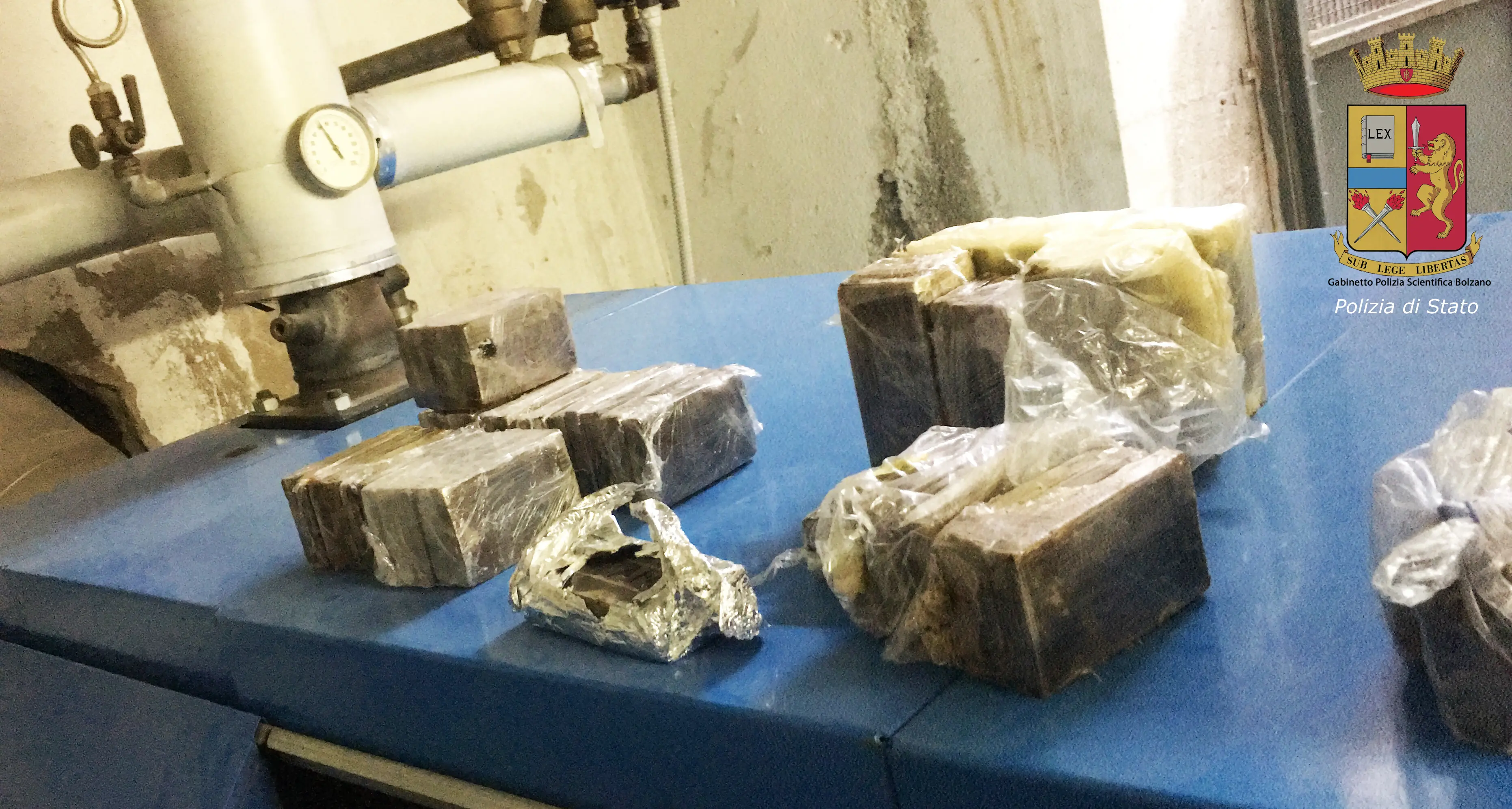 Due arresti e 14 kg di droga sequestrati