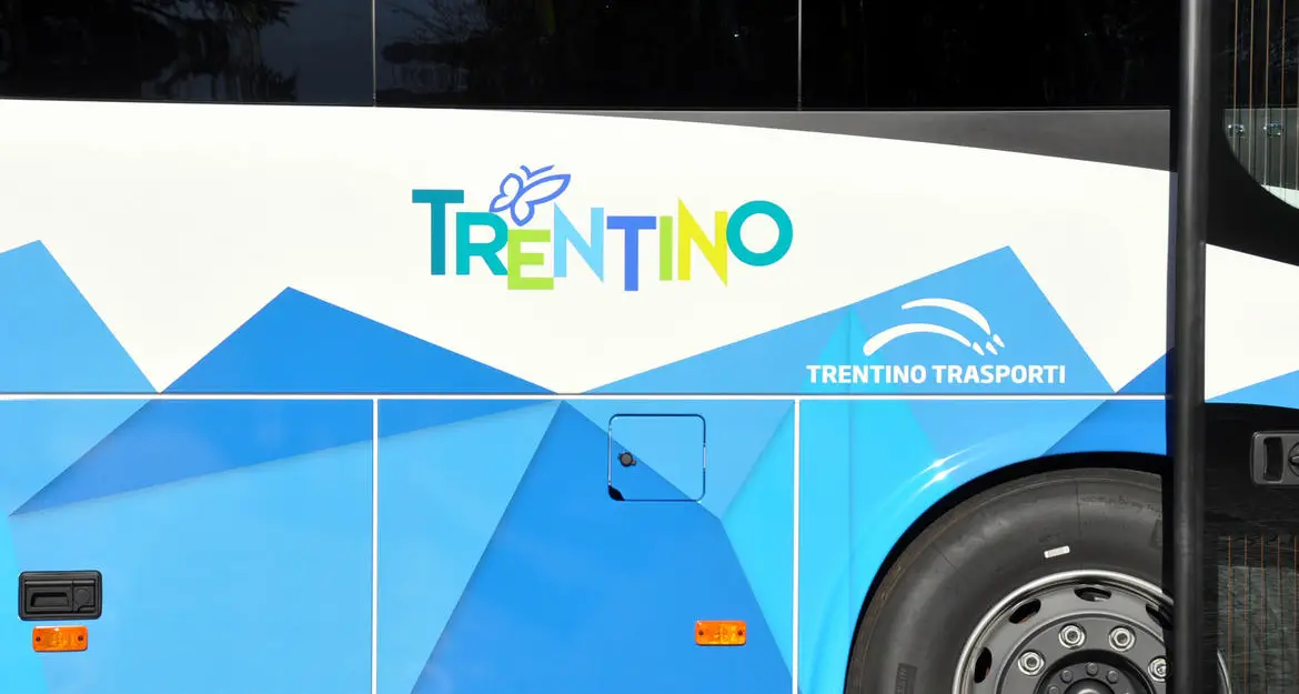 Trentino Trasporti, società «big» gestirà bus, corriere e treni: 22 milioni di chilometri l'anno
