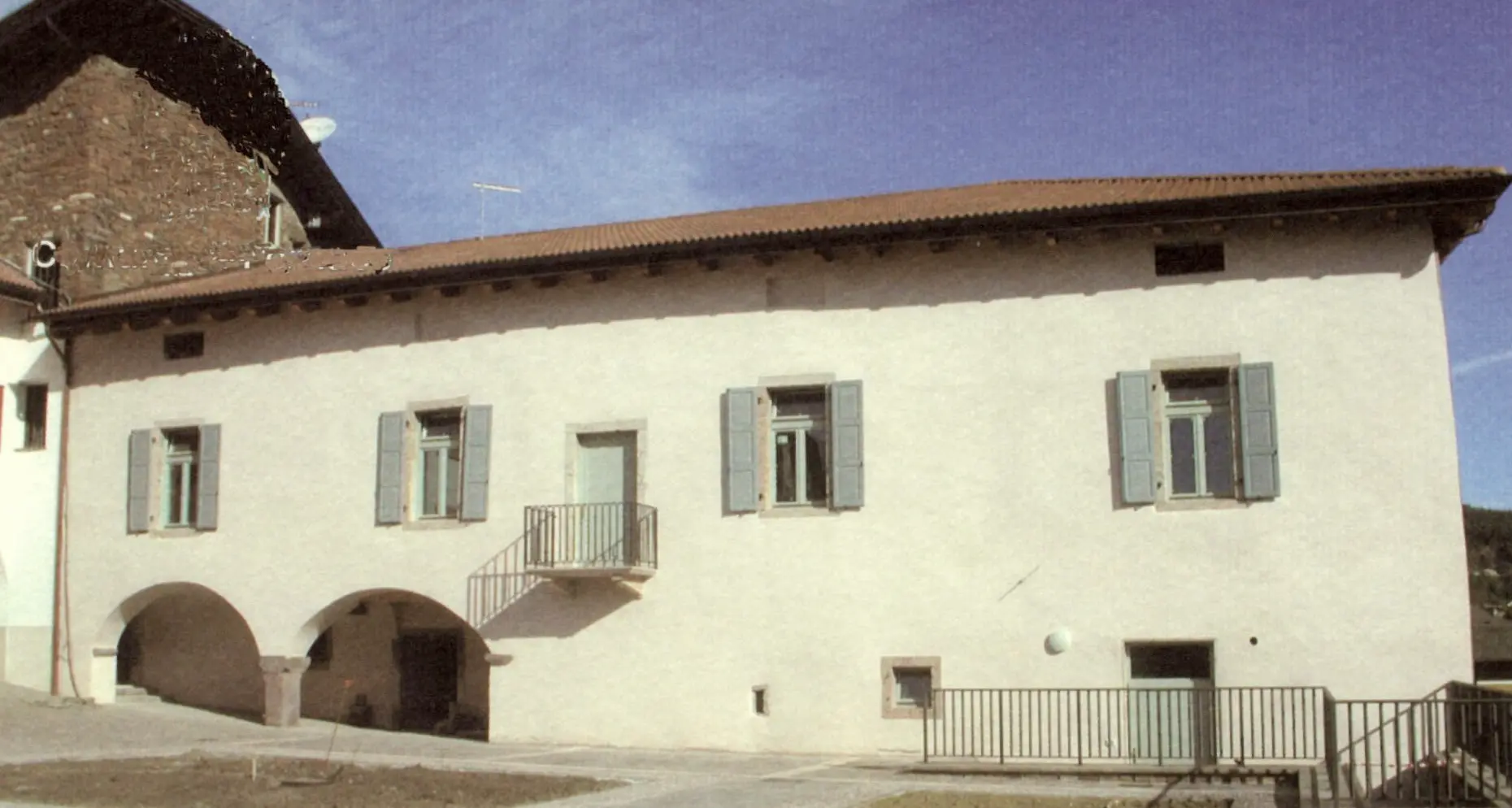 Scoperti i due autori del raid in biblioteca Sono giovani residenti a Fornace