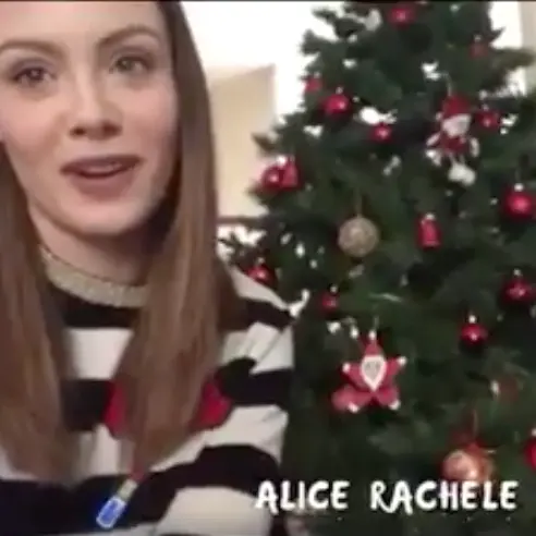 Natale, gli auguri di Miss Italia Alice Rachele Arlanch