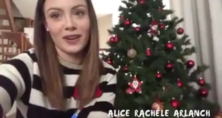 Natale, gli auguri di Miss Italia Alice Rachele Arlanch