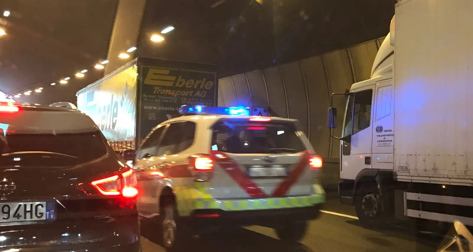 Code nel tunnel di Martignano in direzione della Valsugana