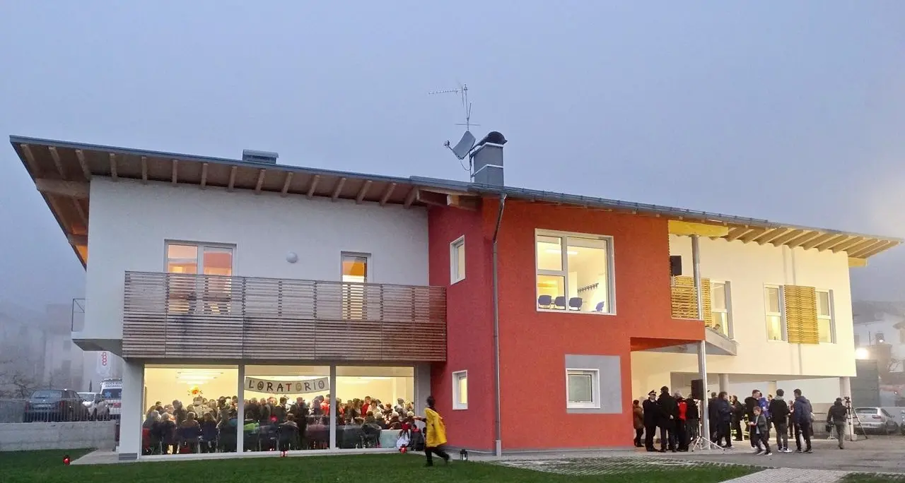 Fai della Paganella: inaugurato il nuovo oratorio
