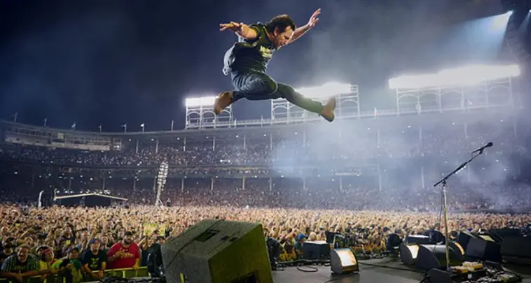 Anche al Modena il documentario dei Pearl Jam «Let's Play Two»