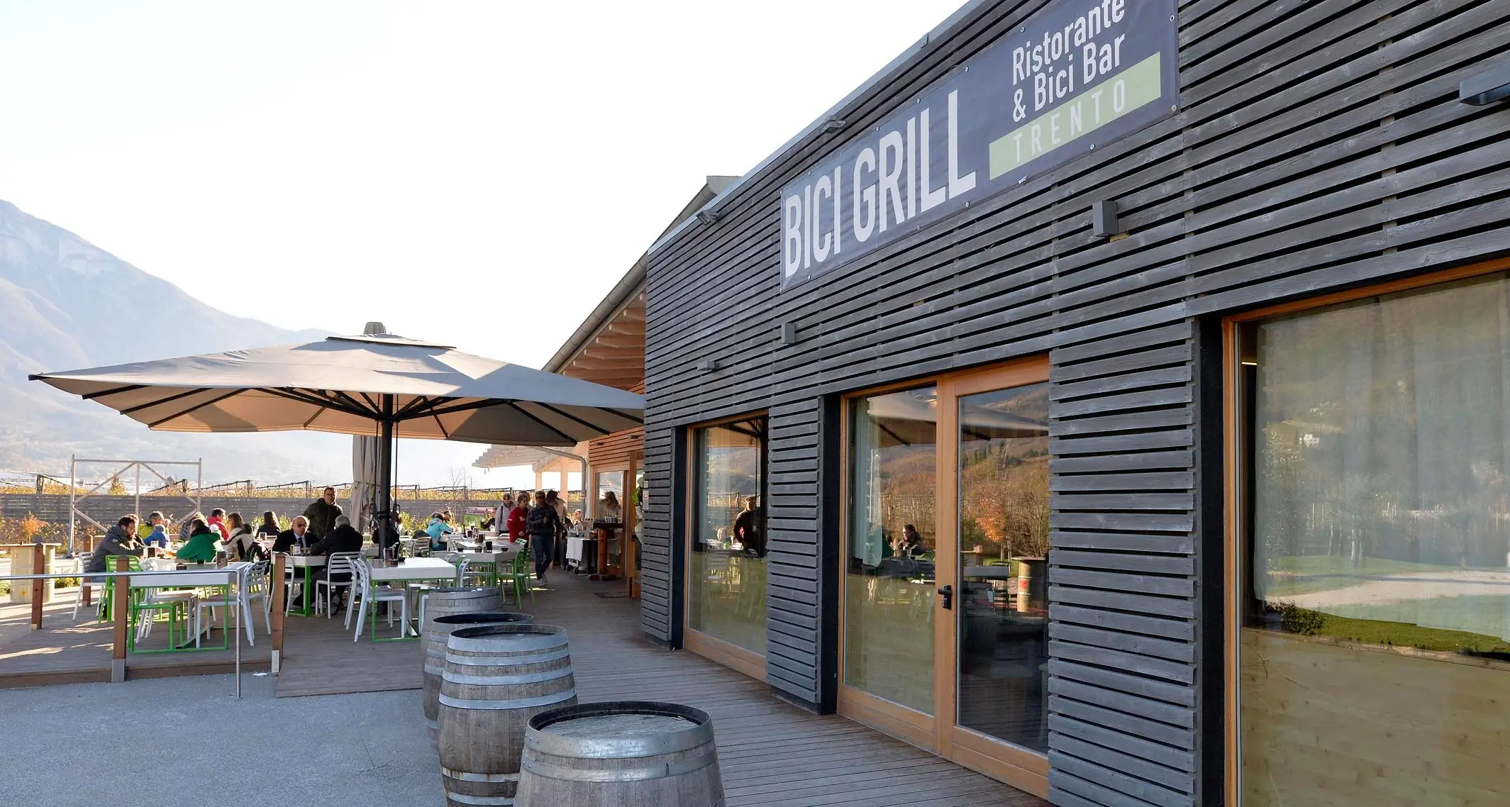 Blitz dei ladri nella notte Svaligiato il bicigrill