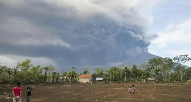 Il vulcano Agung terrorizza Bali
