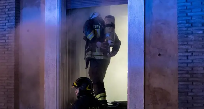 Roma, fiamme in ospedale Paura al Fatebenefratelli
