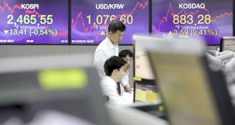 Lo spread vola sopra quota 260 Titoli di stato sotto pressione