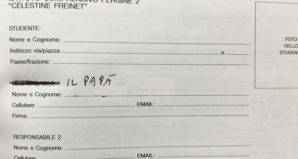 Libretto senza mamma e papà La preside: «Nessuna rivoluzione»