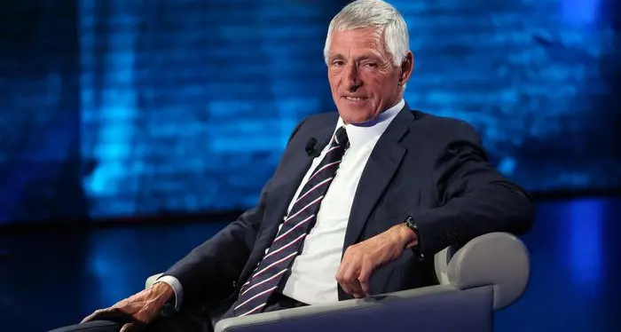 Paura per Francesco Moser Incidente col trattore