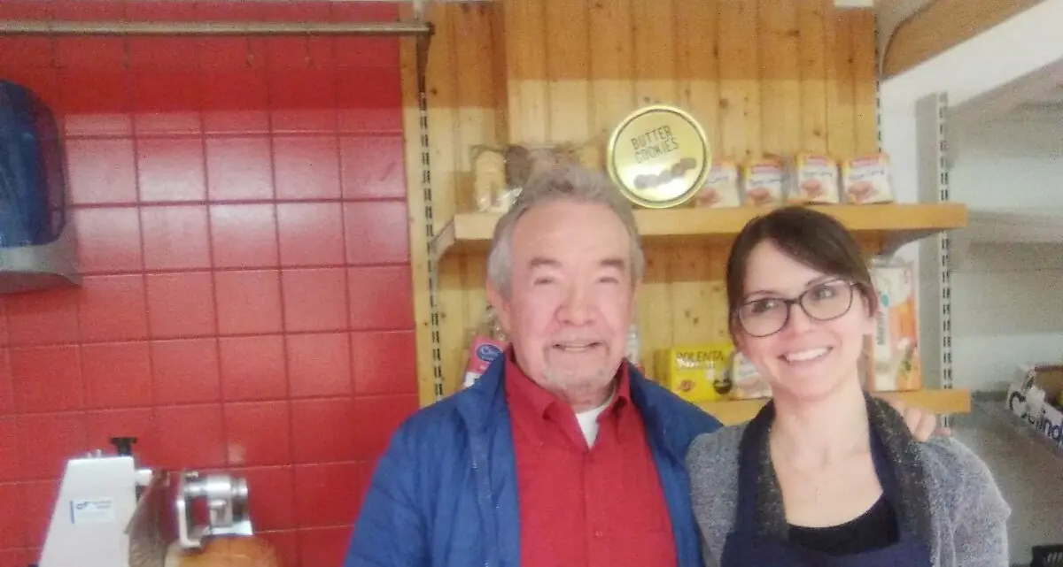 A Quetta resiste il negozio di paese Marika Callovi subentra a Renato Holzer