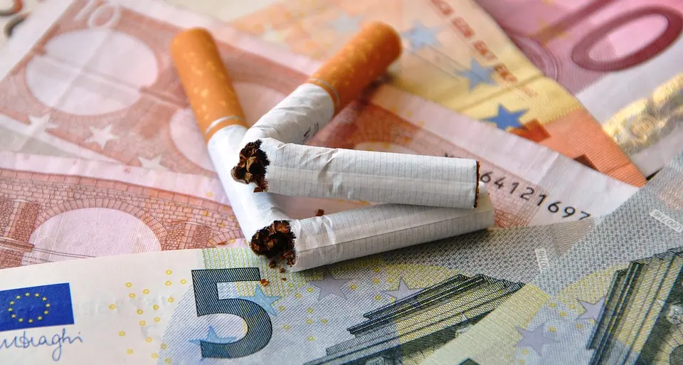 Scendono i consumi di tabacco -300 milioni di euro nel 2017