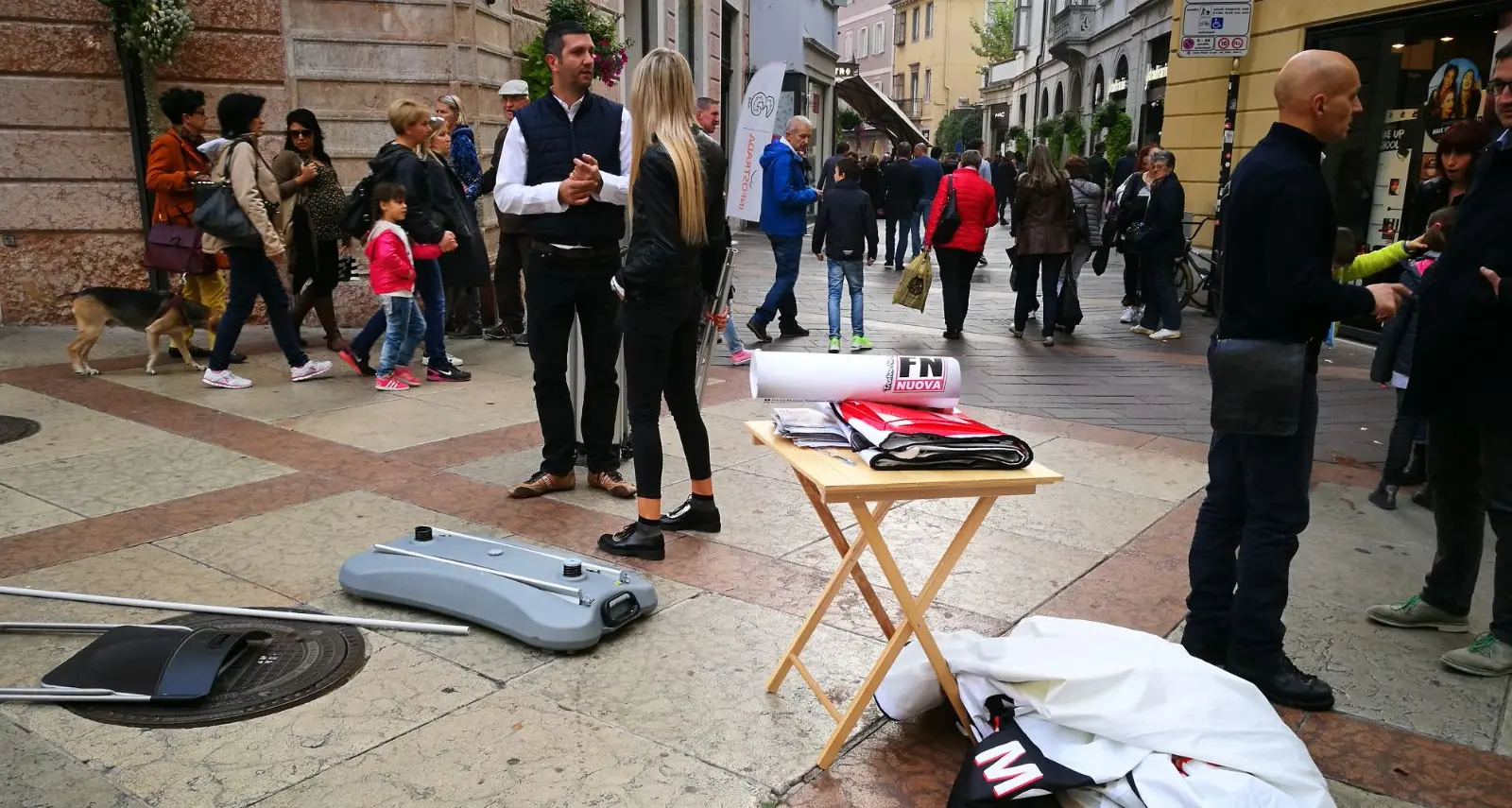 Blitz contro Forza Nuova, artisti trentini scrivono: «Il pericolo è il fascismo»