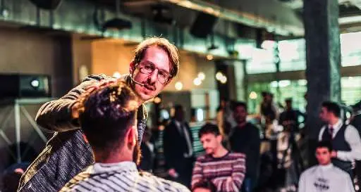 Lo stilista dei capelli dal Trentino a New York