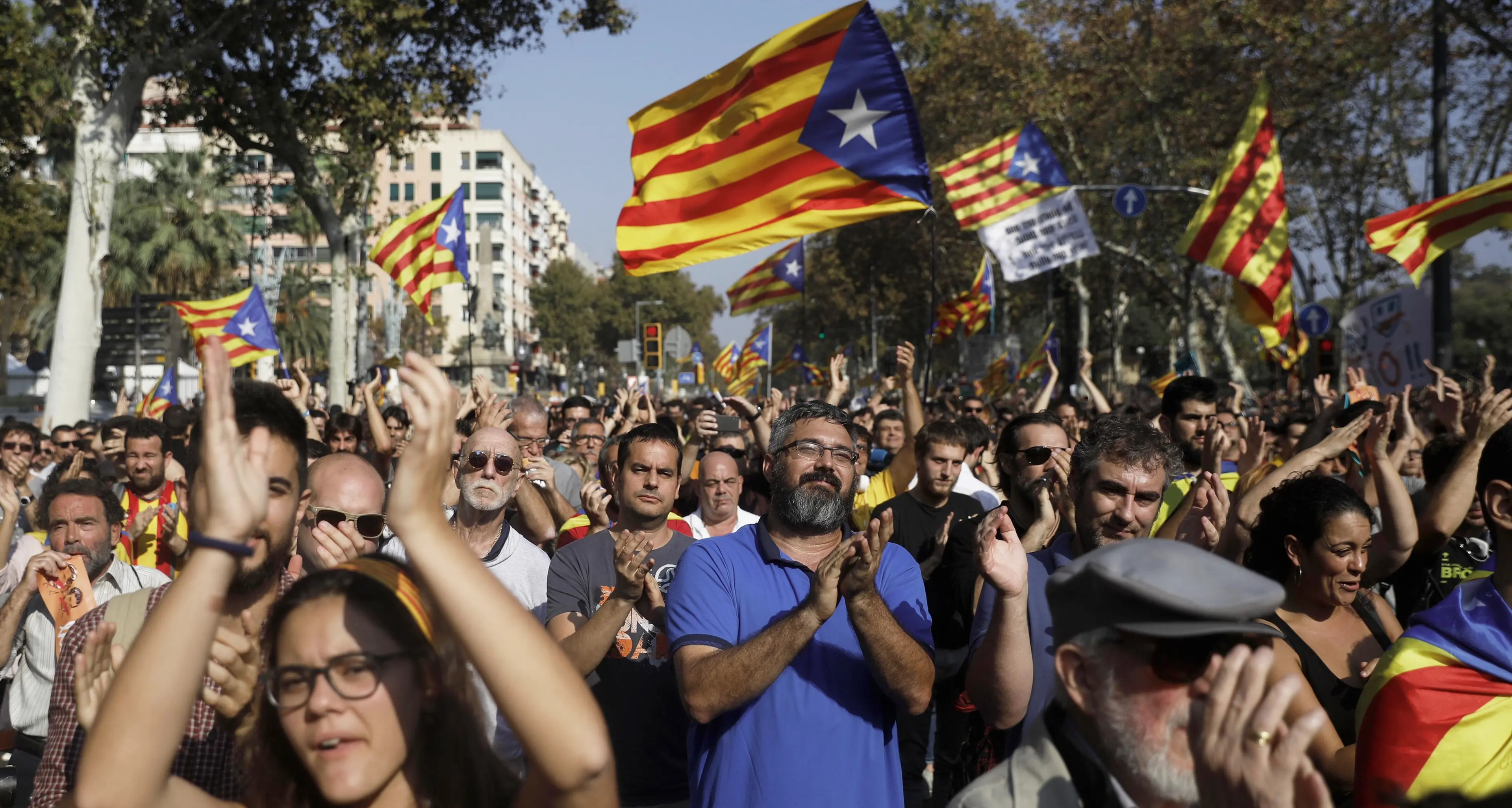 La Catalogna ha dichiarato l'indipendenza dalla Spagna