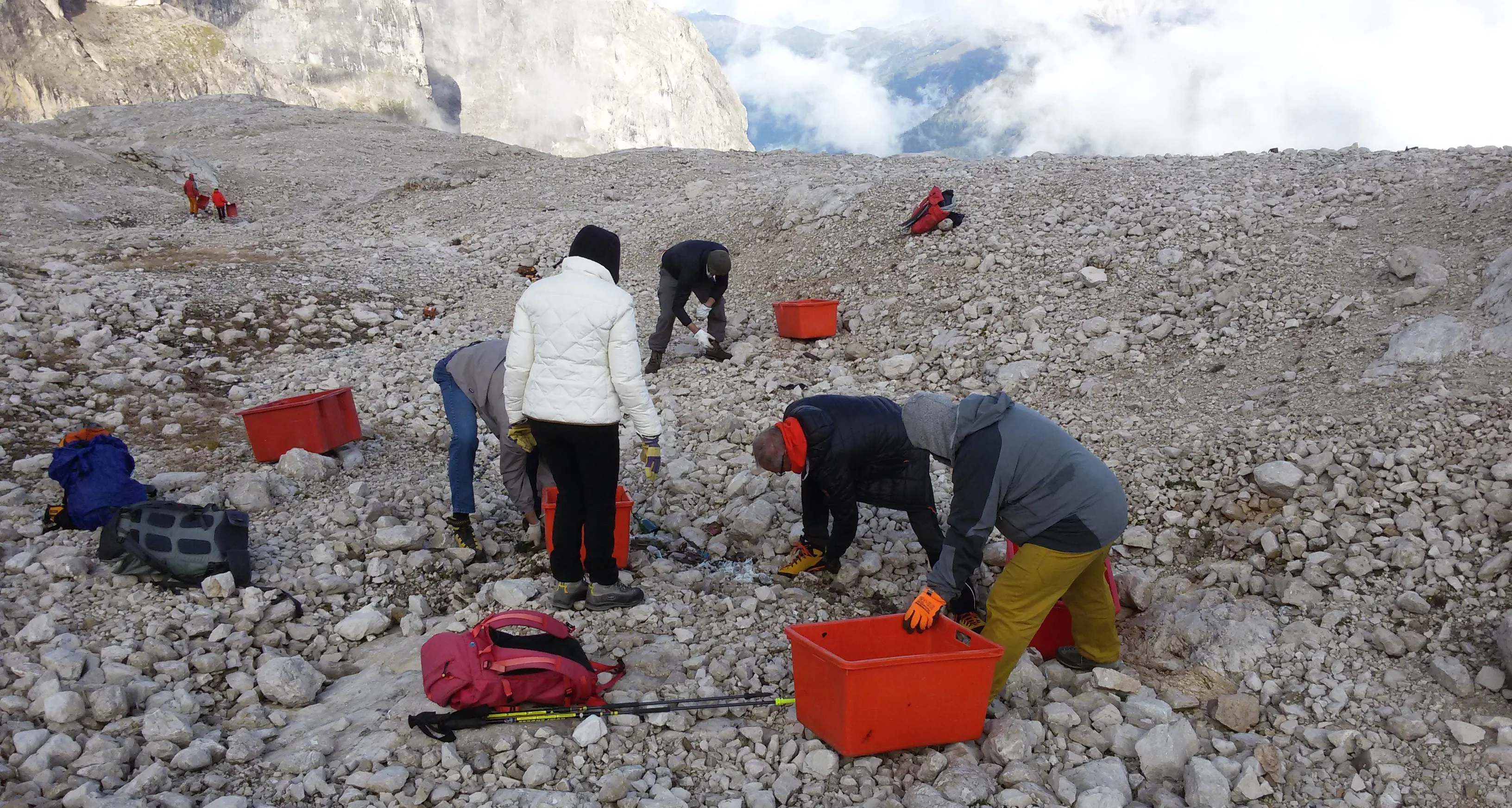 Marmolada, raccolti 12 quintali di rifiuti