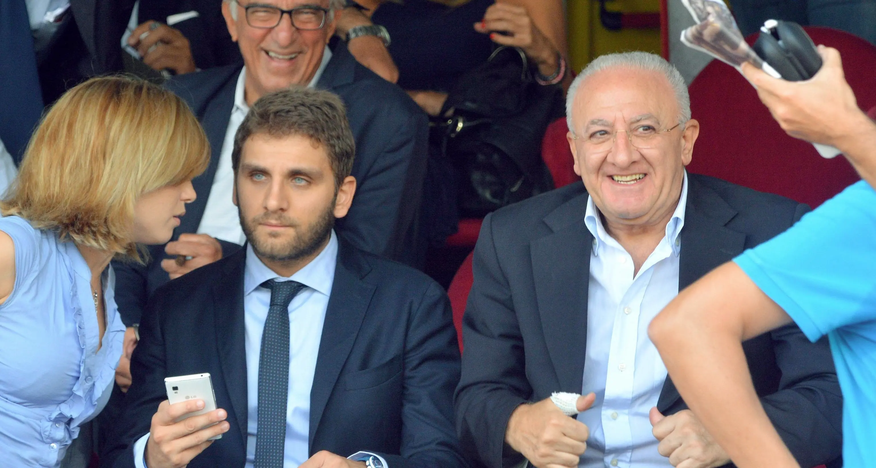 Inchiesta Napoli: De Luca jr si dimette da assessore
