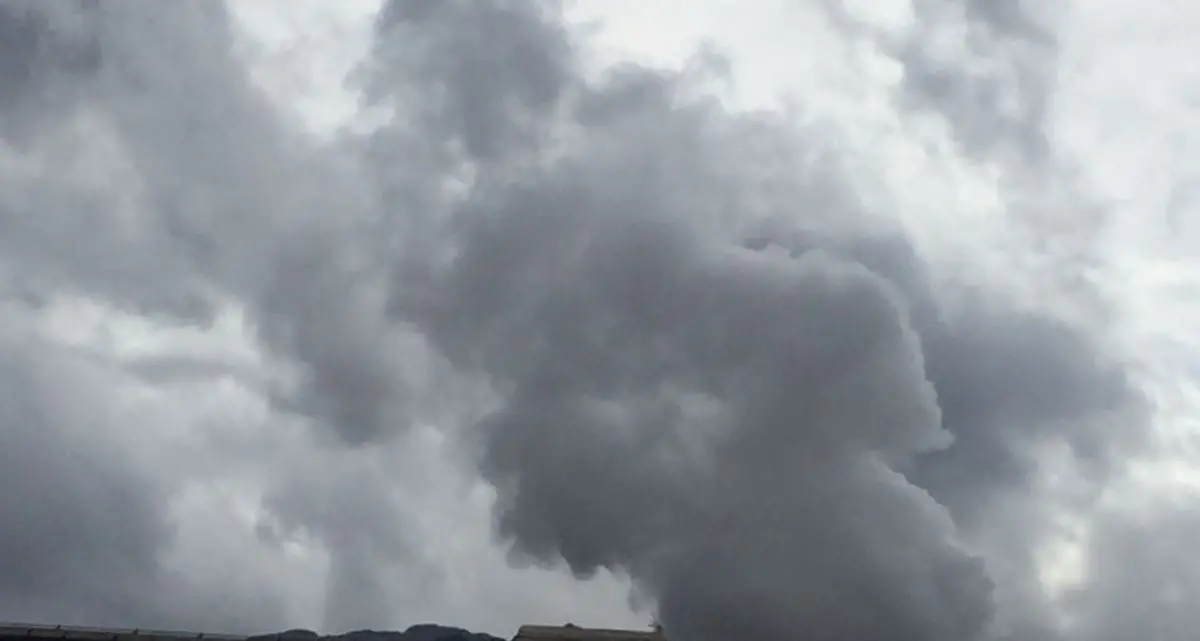 Comitati davanti all'acciaieria Riprese video e foto dei fumi