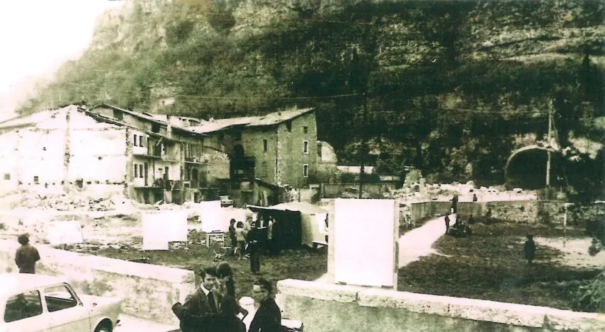 anno 1974 - comitato di piedicastello i giorni della tenda