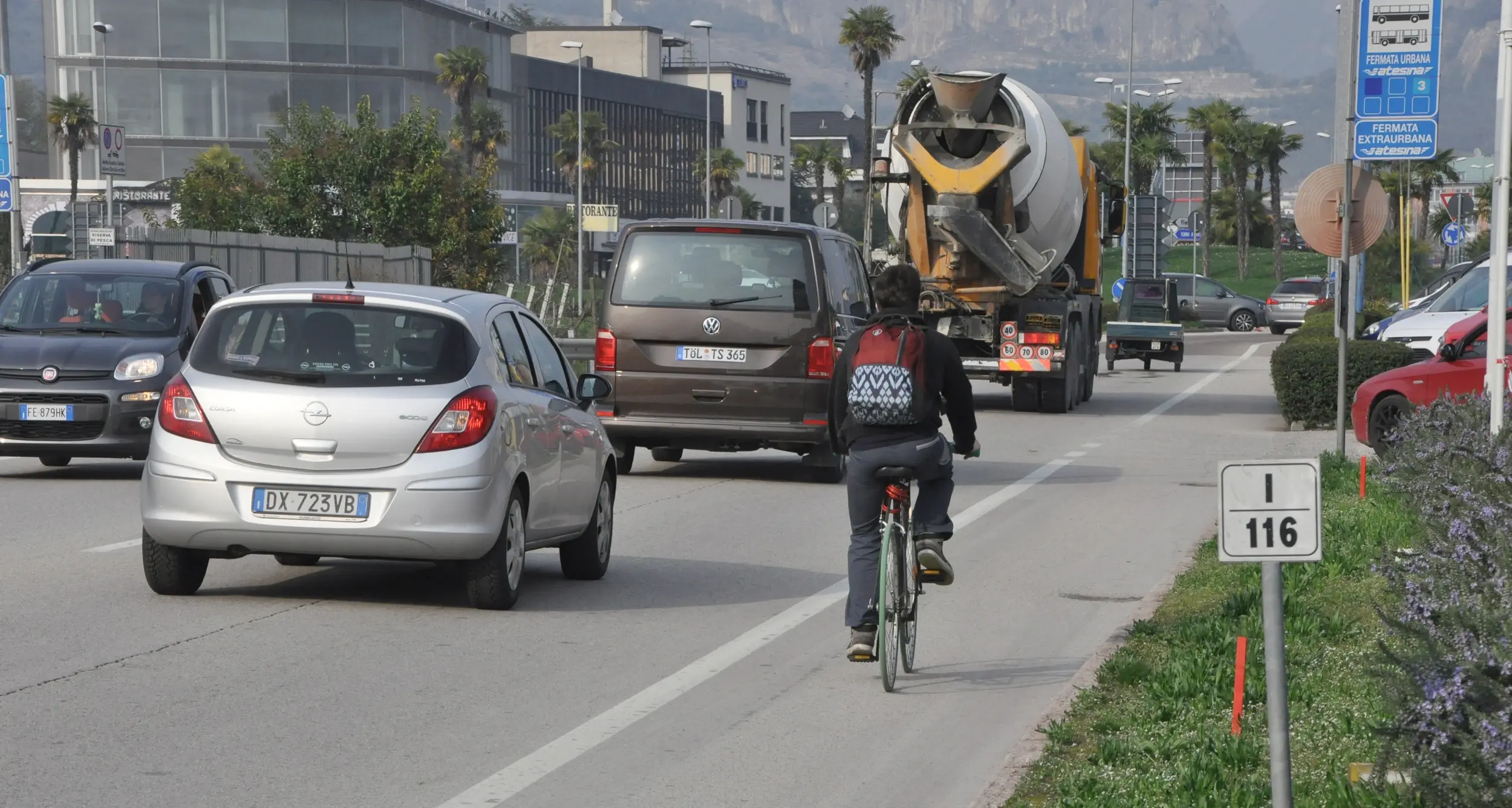 In ciclabile da Riva ad Arco, la pista viene completata