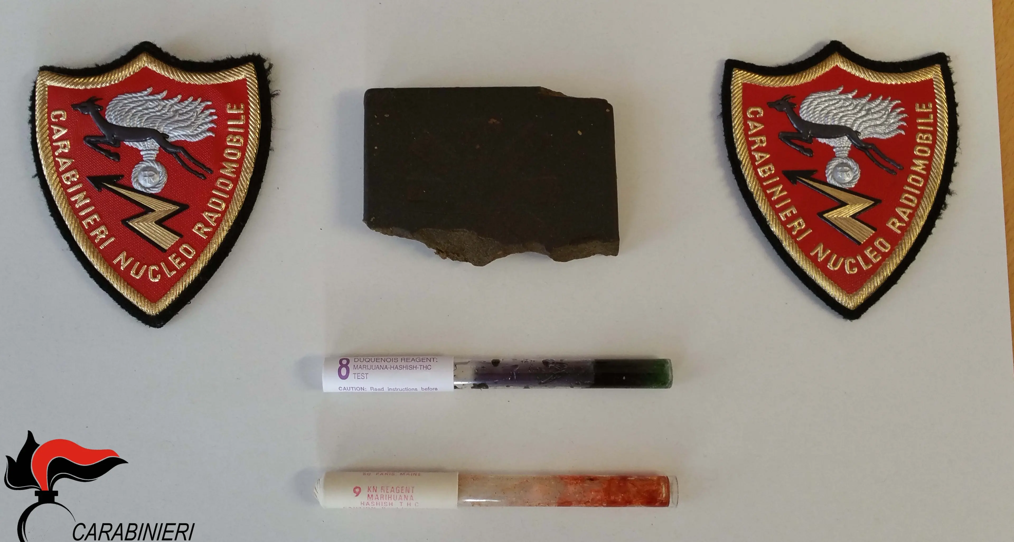Sedicenne denunciato per spaccio, aveva 40 grammi di hashish