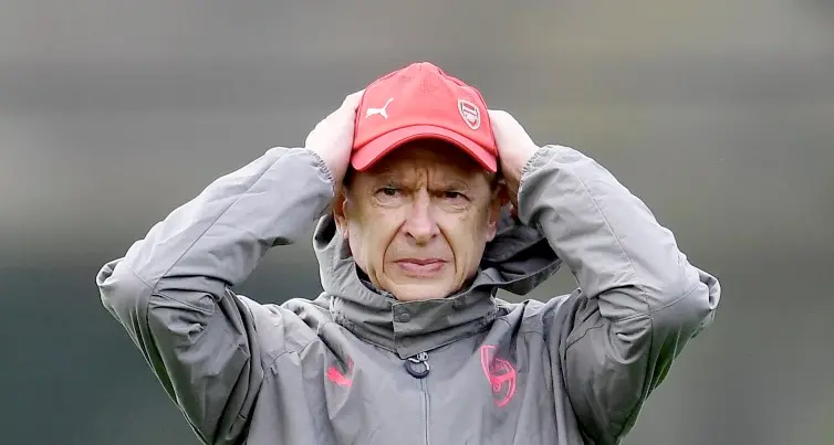 Wenger lascia l'Arsenal dopo 22 anni in panchina